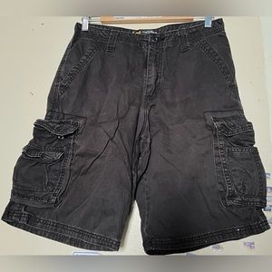 Mid-rise LEE black cargo shorts